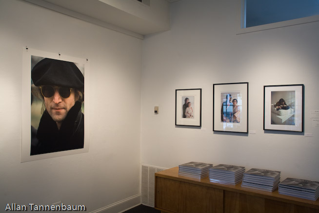 Installation of "John & Yoko: A New York Love Story" exhibition by Allan Tannenbaum at the Govinda Gallery in Washington, D.C.///